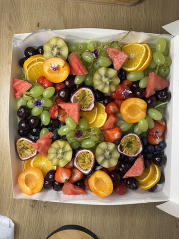 Plateau de fruits frais taille L pour 8 à 12 personnes livré à Dijon